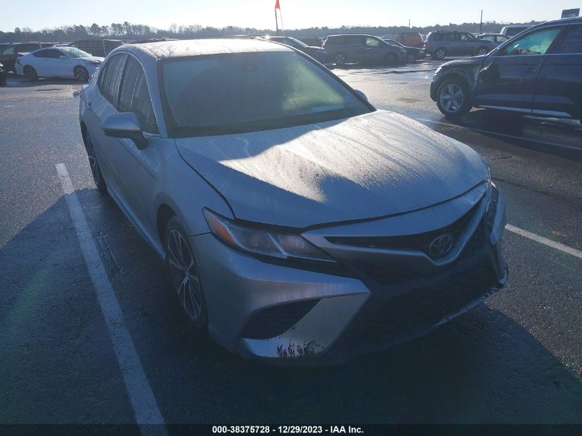 2019 TOYOTA CAMRY SE - 4T1B11HKXKU802810