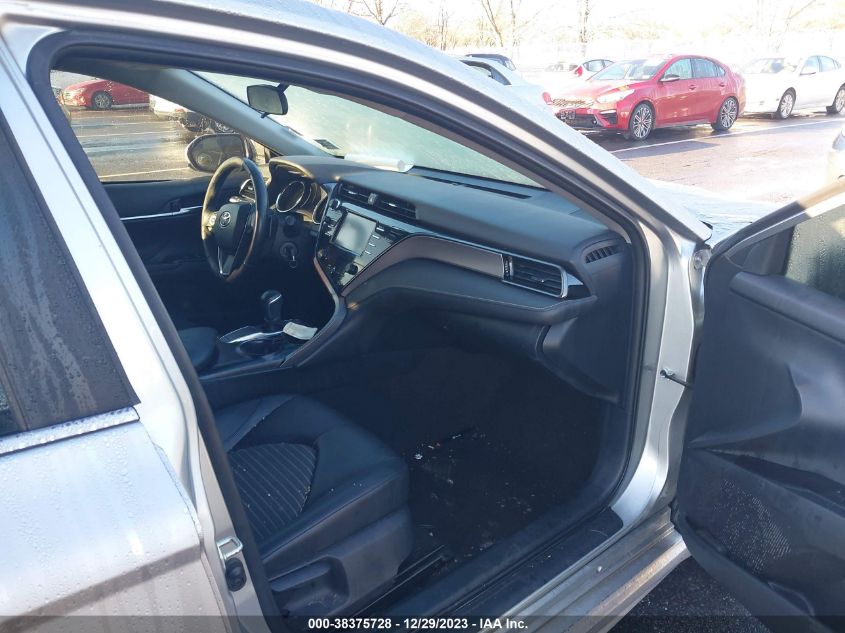 2019 TOYOTA CAMRY SE - 4T1B11HKXKU802810