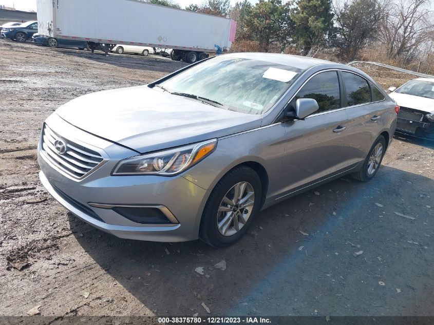 2017 HYUNDAI SONATA SE - 5NPE24AF4HH544543