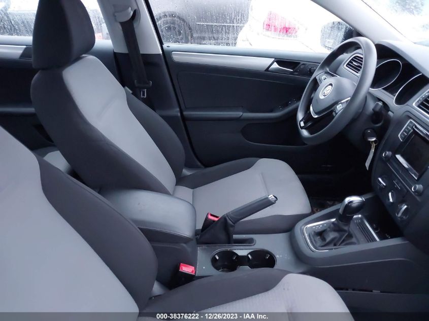 2018 VOLKSWAGEN JETTA 1.4T S - 3VW2B7AJ1JM238213