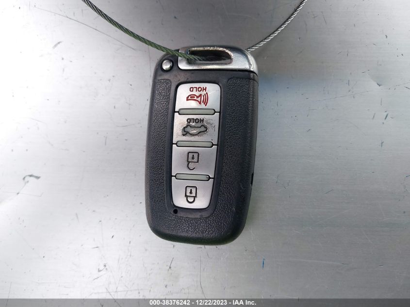 2013 HYUNDAI GENESIS 3.8L - KMHGC4DD5DU245476
