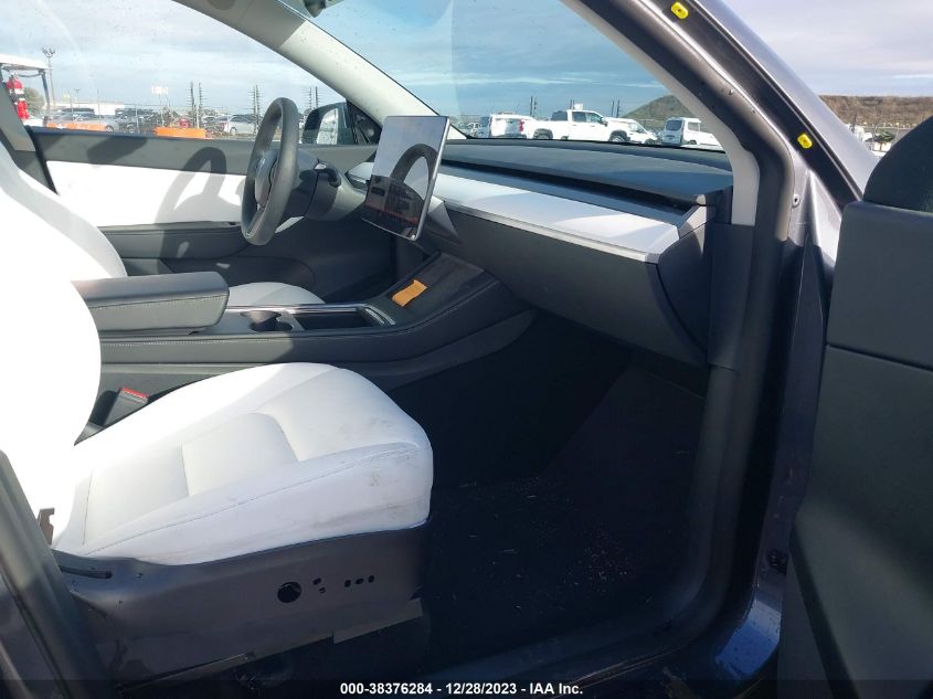 2022 TESLA MODEL Y - 7SAYGDEF5NF441864