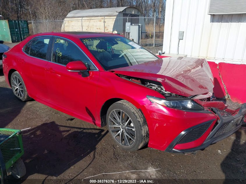 2022 TOYOTA CAMRY SE - 4T1T11AK6NU001732
