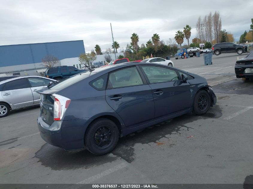 2014 TOYOTA PRIUS THREE - JTDKN3DU6E0384009