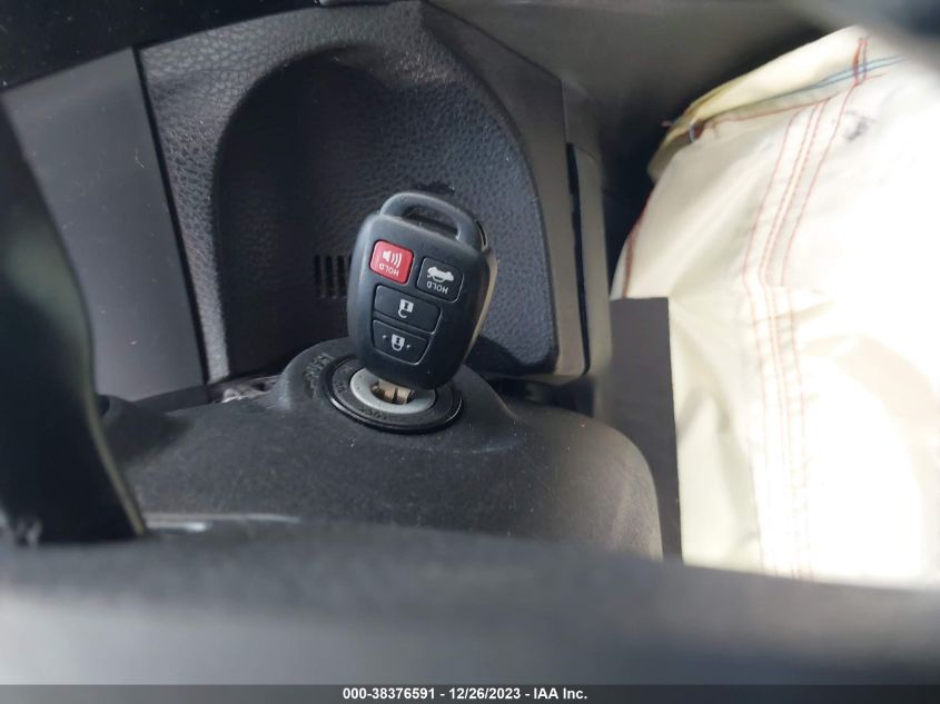 2015 TOYOTA COROLLA L/LE/LE PLS/PRM/S/S PLS - 5YFBURHE2FP232633
