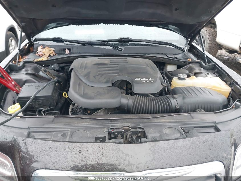 2013 CHRYSLER 300 - 2C3CCAAG3DH565645