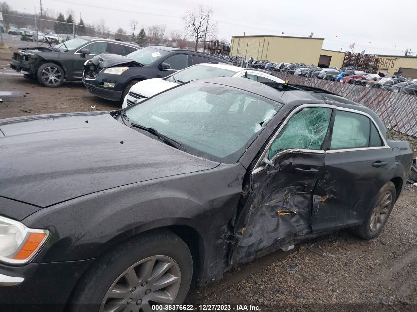 2013 CHRYSLER 300 - 2C3CCAAG3DH565645
