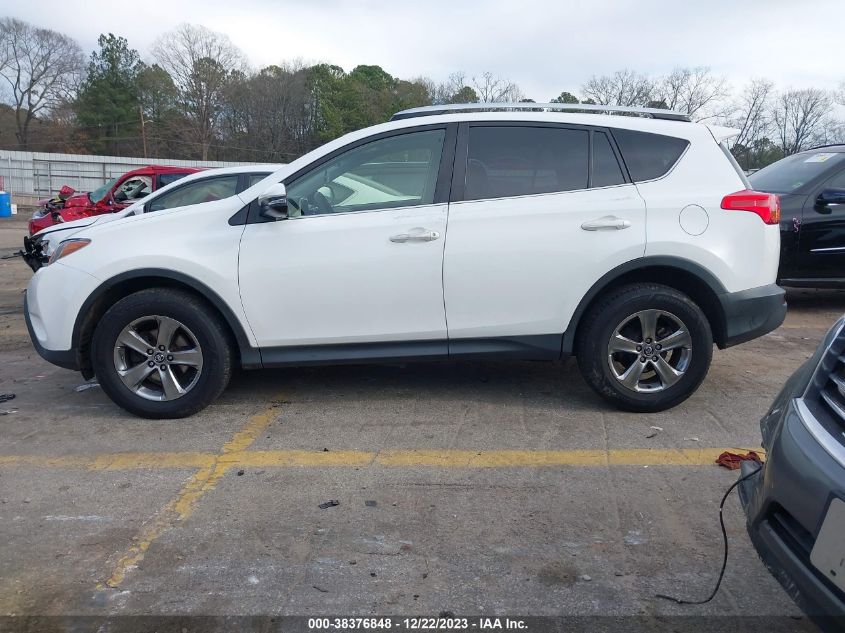 2015 TOYOTA RAV4 XLE - JTMRFREV3FD117121