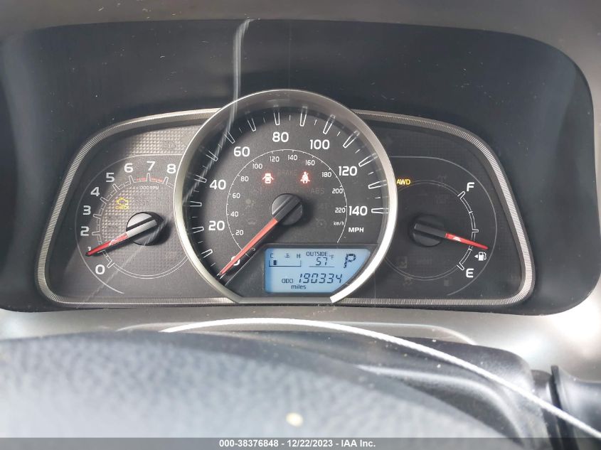 2015 TOYOTA RAV4 XLE - JTMRFREV3FD117121