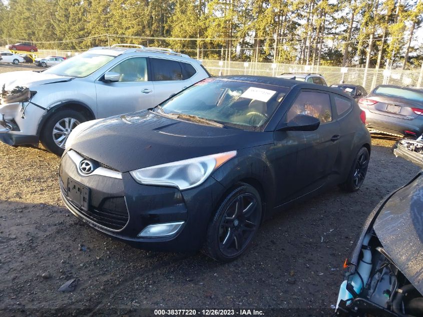 2013 HYUNDAI VELOSTER - KMHTC6AD5DU111324