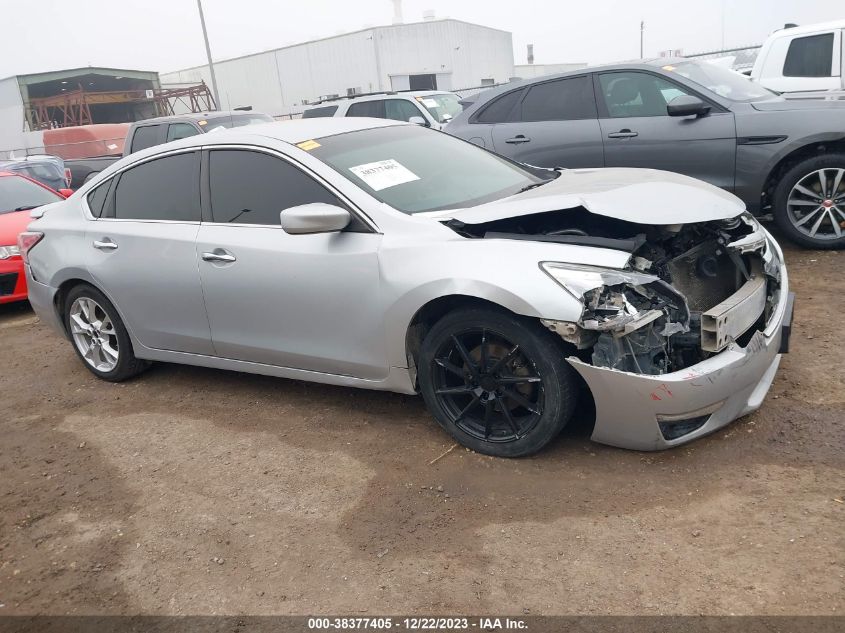 2015 NISSAN ALTIMA 2.5/S/SV/SL - 1N4AL3AP5FN318559