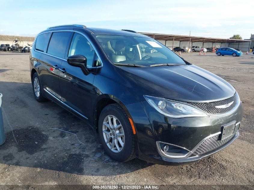 CHRYSLER-PACIFICA-2C4RC1BG6LR113833