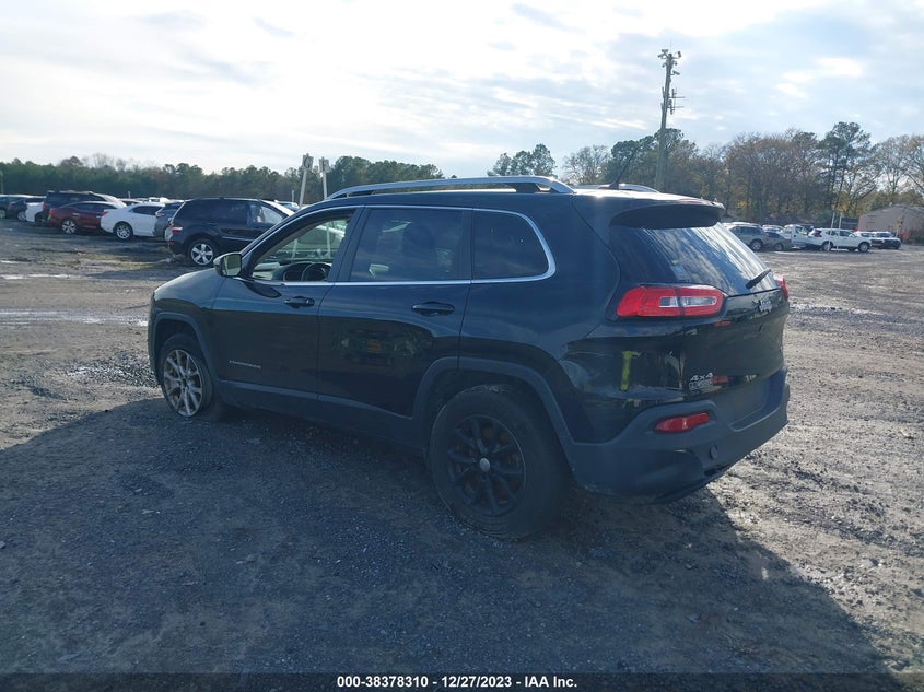 VIN 1C4PJMCB0HW579693 2017 JEEP CHEROKEE LATITUDE 4X4