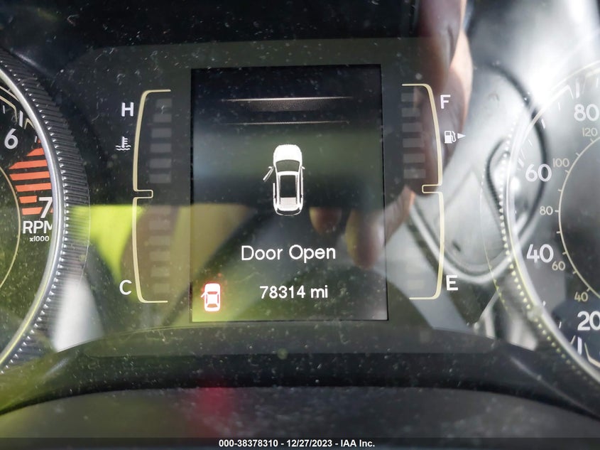 VIN 1C4PJMCB0HW579693 2017 JEEP CHEROKEE LATITUDE 4X4