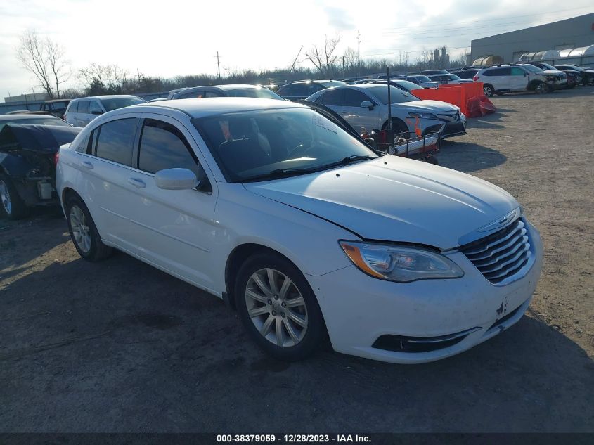 2013 CHRYSLER 200 TOURING - 1C3CCBBG7DN704283
