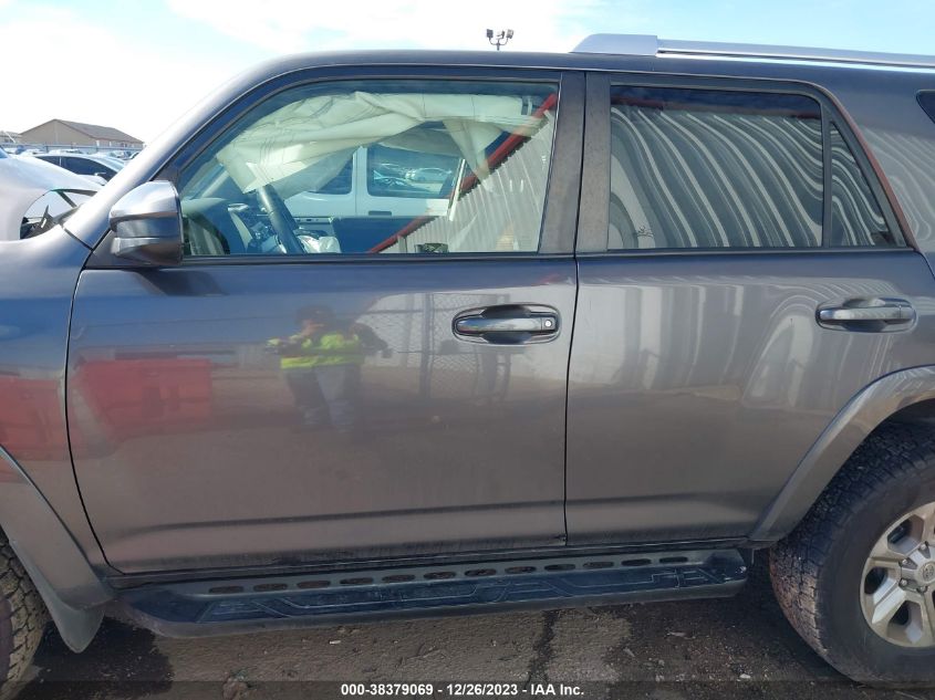 2016 TOYOTA 4RUNNER SR5 - JTEBU5JR5G5333617
