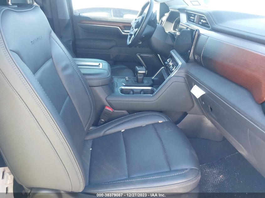2022 GMC SIERRA 1500 4WD  SHORT BOX DENALI - 3GTUUGED2NG678035