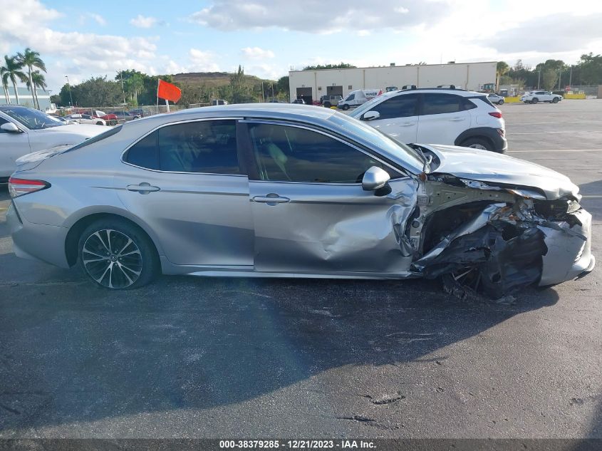 2018 TOYOTA CAMRY SE - 4T1B11HK7JU063331