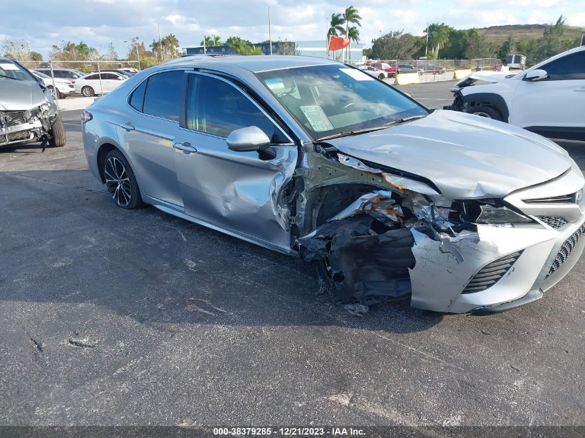 2018 TOYOTA CAMRY SE - 4T1B11HK7JU063331