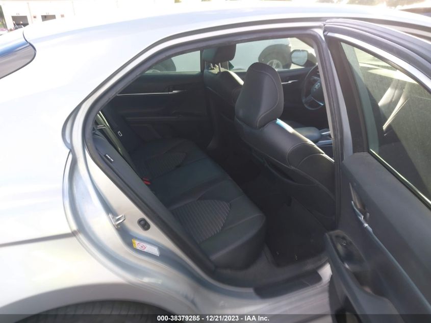 2018 TOYOTA CAMRY SE - 4T1B11HK7JU063331