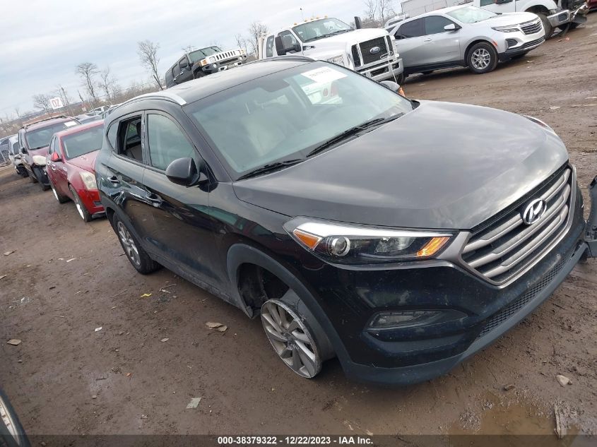 2016 HYUNDAI TUCSON SE - KM8J3CA43GU136975