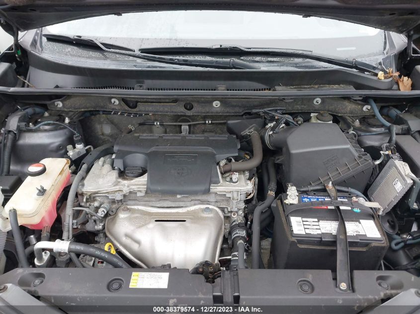 2015 TOYOTA RAV4 LE - JTMBFREVXFJ031940