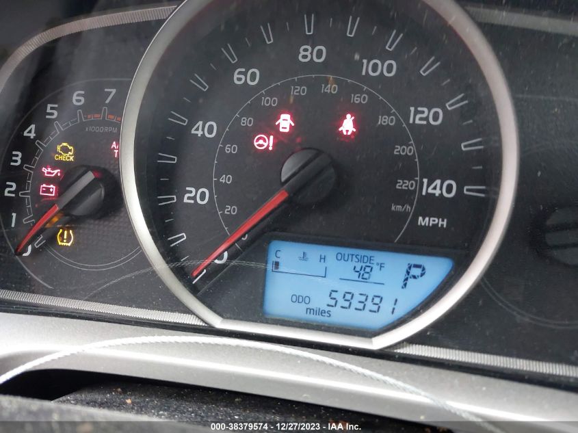 2015 TOYOTA RAV4 LE - JTMBFREVXFJ031940