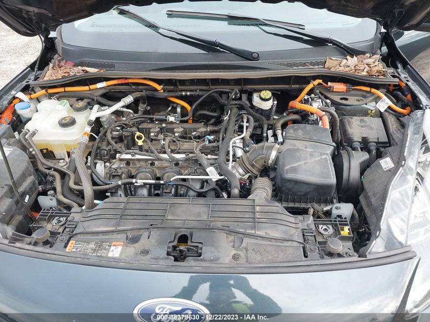 VIN 1FMCU0LZ2NUA23786 2022 FORD ESCAPE TITANIUM