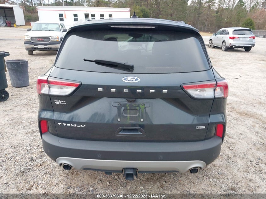 VIN 1FMCU0LZ2NUA23786 2022 FORD ESCAPE TITANIUM