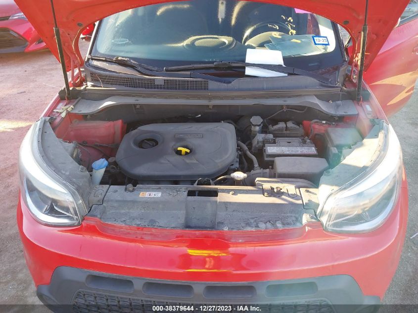 2015 KIA SOUL + - KNDJP3A50F7812166