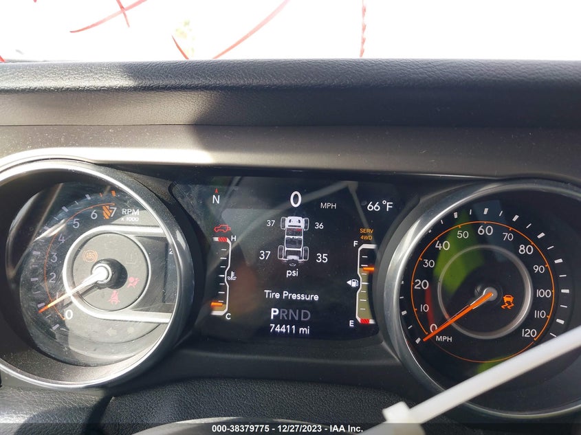 VIN 1C4HJXDG3JW166317 2018 JEEP WRANGLER UNLIMITED SPORT