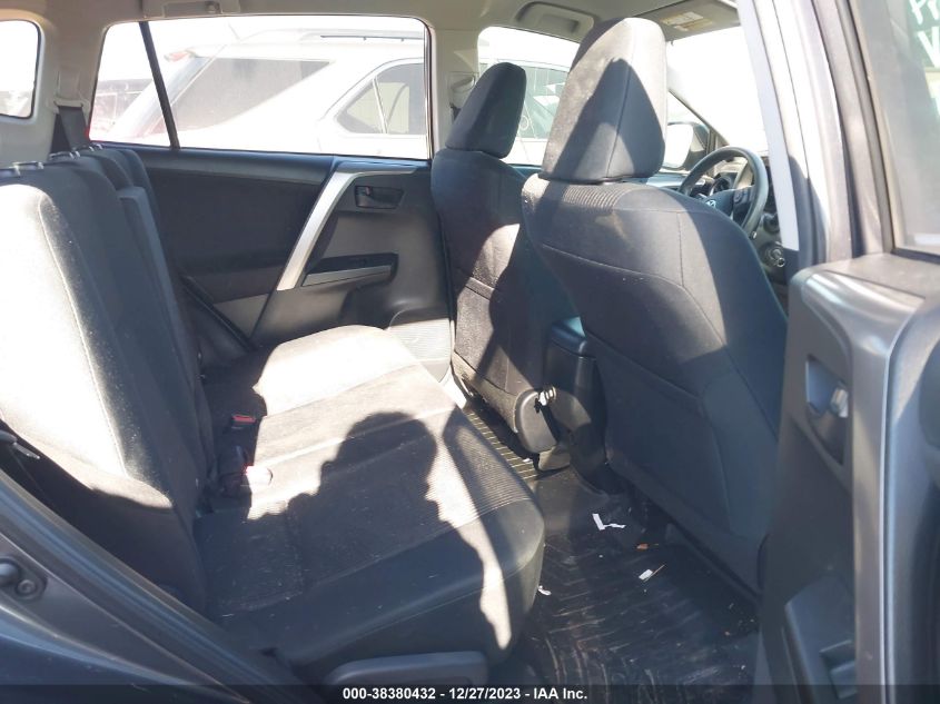 2017 TOYOTA RAV4 LE - JTMZFREV4HJ702617