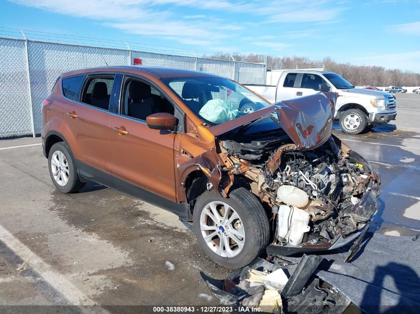 2017 FORD ESCAPE SE - 1FMCU0GD7HUA80262