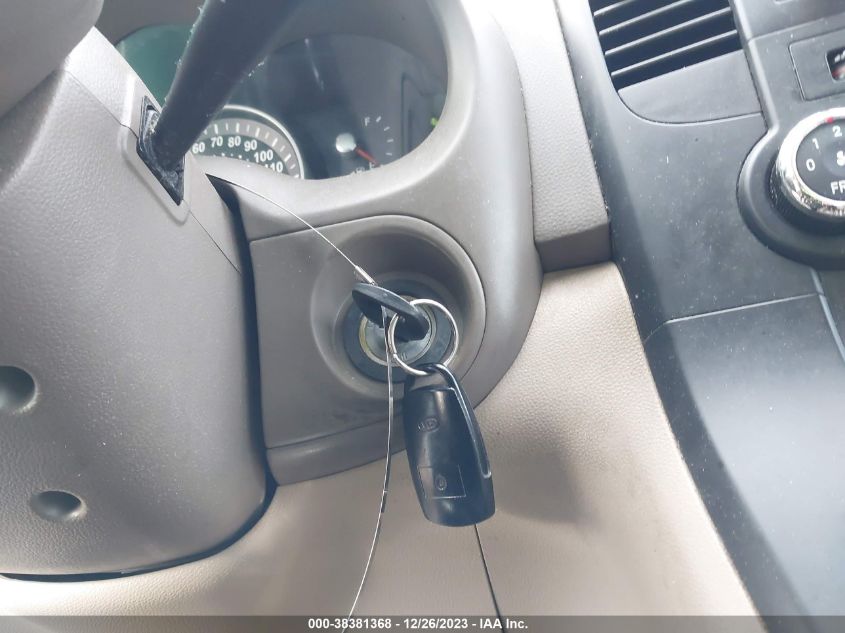 2014 KIA SEDONA LX - KNDMG4C76E6538655