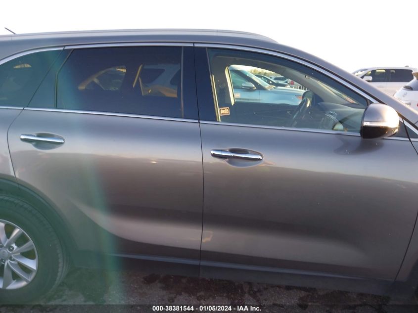 2017 KIA SORENTO LX/L - 5XYPG4A53HG319989