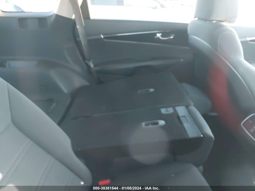 2017 KIA SORENTO LX/L - 5XYPG4A53HG319989
