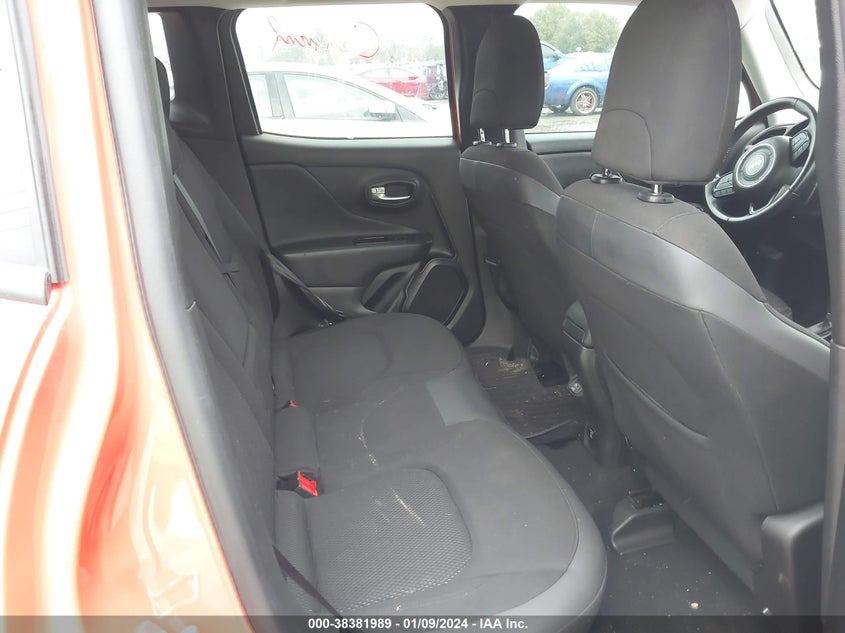 VIN ZACNJABB0LPL67404 2020 JEEP RENEGADE LATITUDE