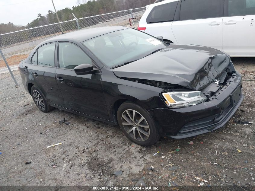2016 VOLKSWAGEN JETTA SE - 3VWD67AJ7GM266894