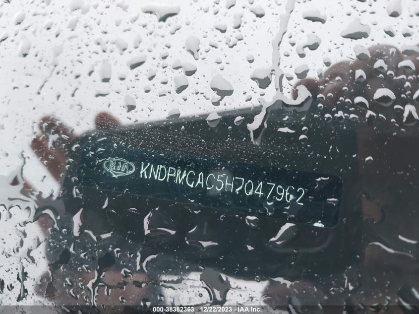 2017 KIA SPORTAGE LX - KNDPMCAC5H7047962