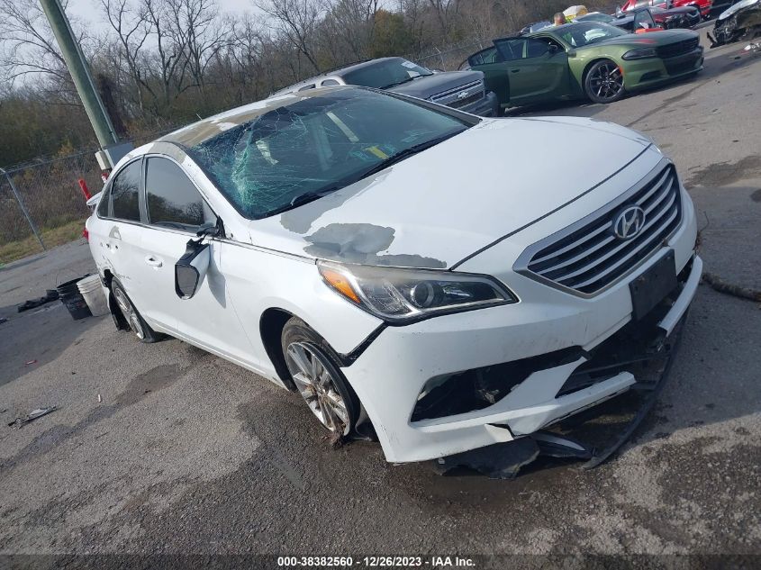 2017 HYUNDAI SONATA SE - 5NPE24AF3HH543500