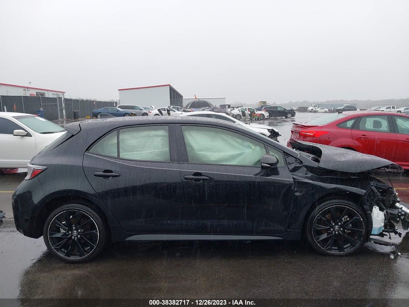 VIN JTND4MBE3N3158002 2022 TOYOTA COROLLA SE NIGHTSHADE EDITION