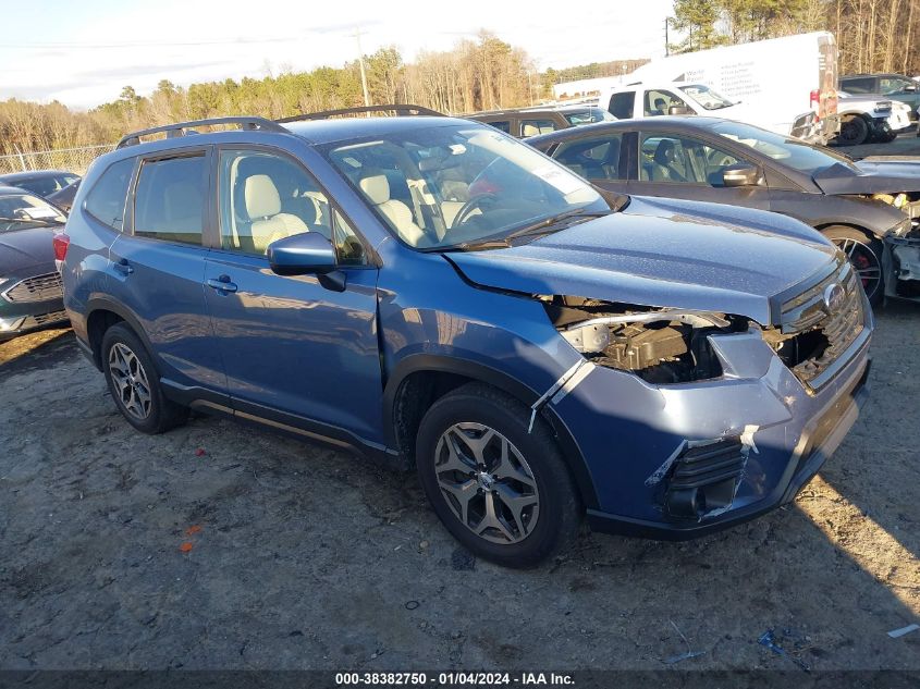 2022 SUBARU FORESTER PREMIUM - JF2SKAEC3NH405243