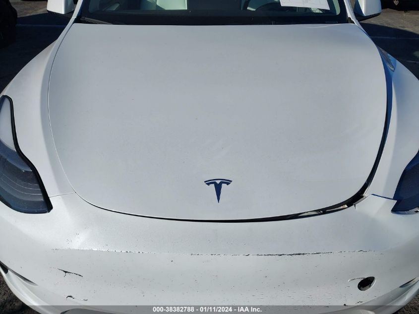 2023 TESLA MODEL Y - 7SAYGAEE8PF640982