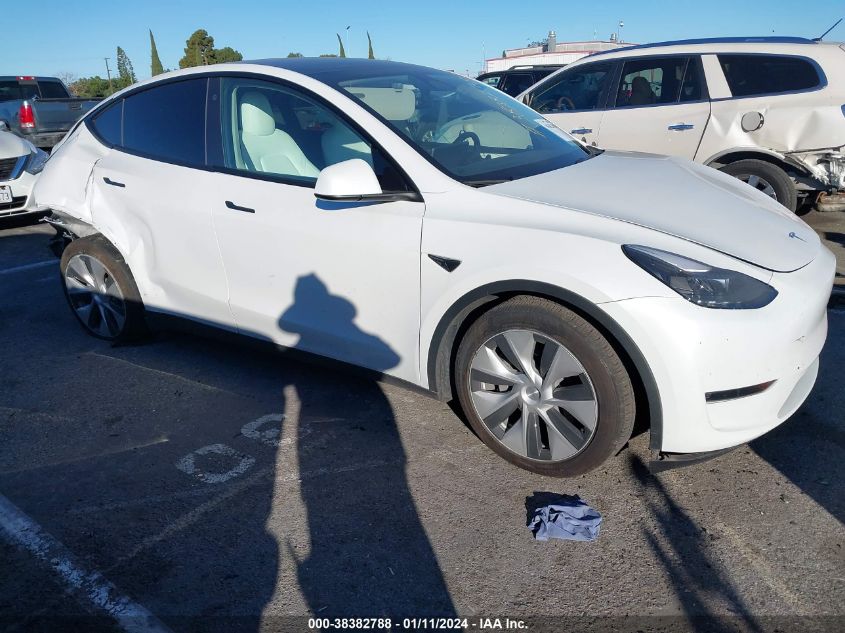 2023 TESLA MODEL Y - 7SAYGAEE8PF640982