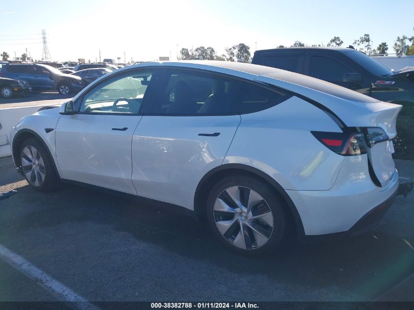 2023 TESLA MODEL Y - 7SAYGAEE8PF640982