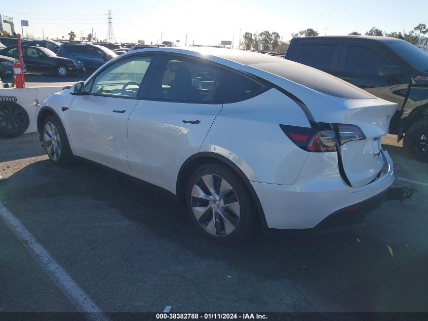 2023 TESLA MODEL Y - 7SAYGAEE8PF640982