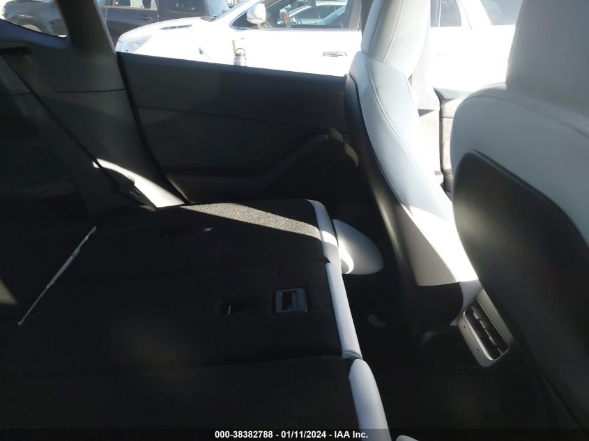 2023 TESLA MODEL Y - 7SAYGAEE8PF640982