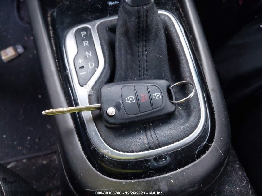 2013 KIA SOUL + - KNDJT2A63D7756137