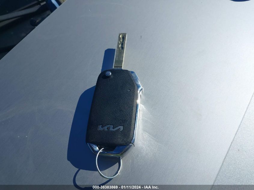 2023 KIA SPORTAGE HYBRID LX - KNDPUCAG4P7058615