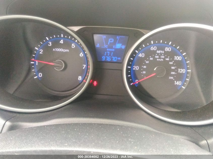 2013 HYUNDAI TUCSON GL - KM8JT3AB6DU572391